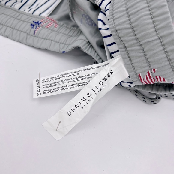 DENIM & FLOWER, RICKY SINGH, GREY WITH FLAMINGO & PALM TREES IN US FLAG, SIZE 32 - Picture 12 of 16
